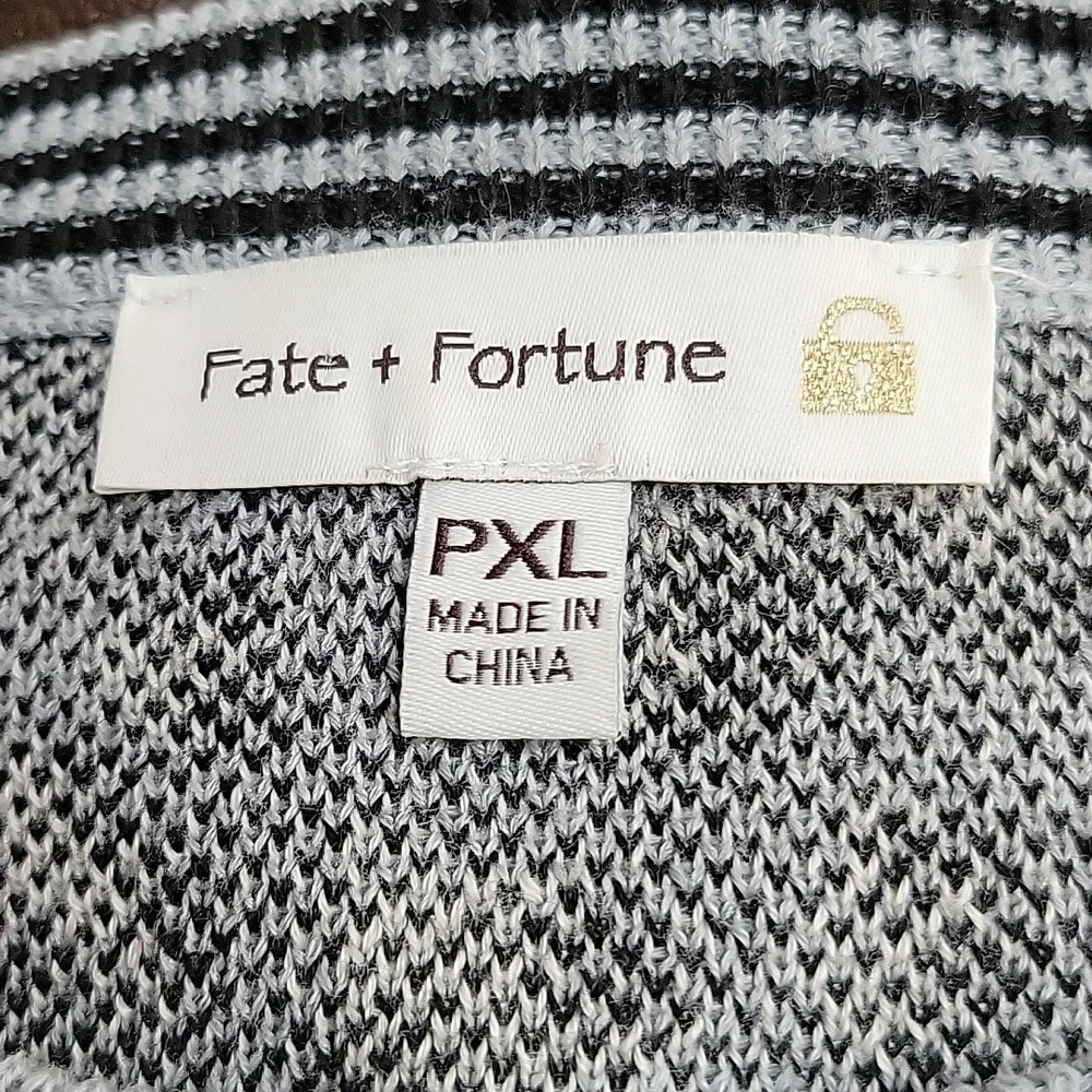 Sweater - Picture 3 of 5